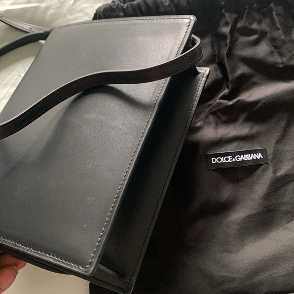 D&G leather flap crossbody bag color black - Picture 9 of 15